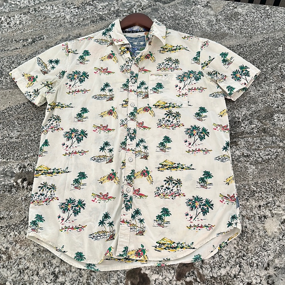 Men’s Hawaiian cruise vacation beach summer shirt - Medium